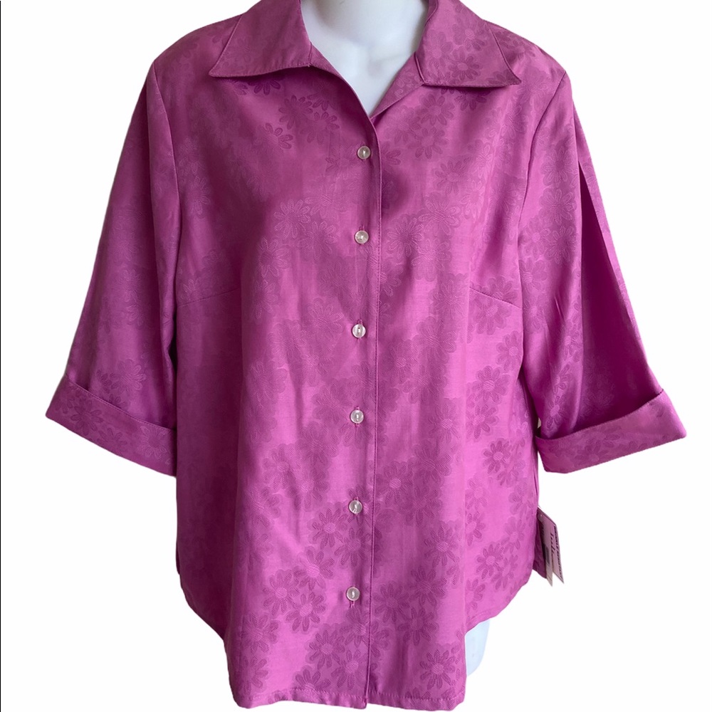 NWT Kim Rogers Pink Floral Button Down Blouse Shirt 10P Wrinkle Resistant
